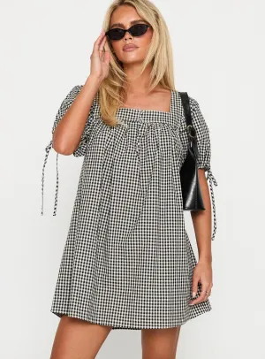Lilibet Mini Dress Black Gingham Comfortable travel dress