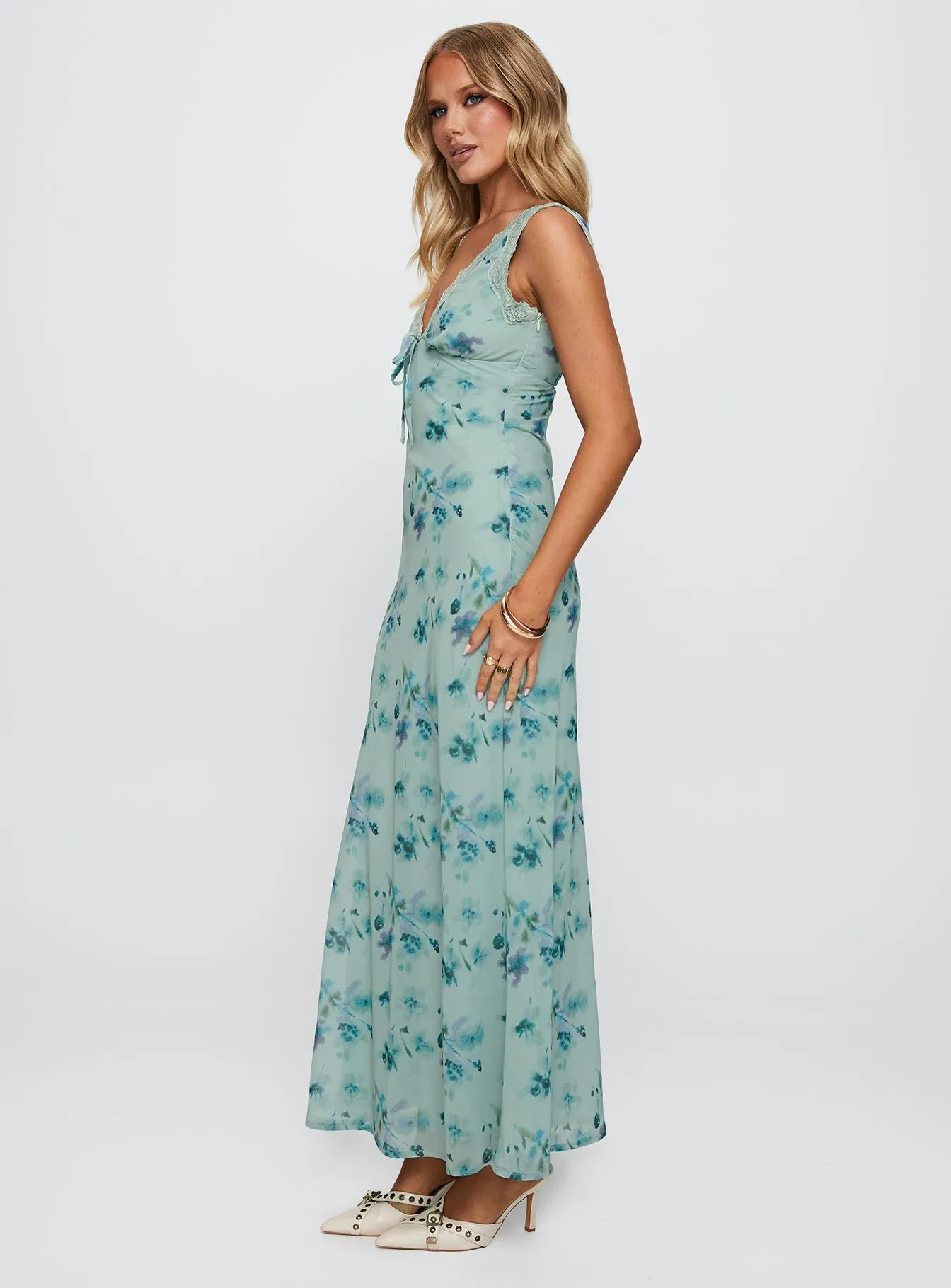 Fresh Look Liliya Floral Maxi Dress Multi