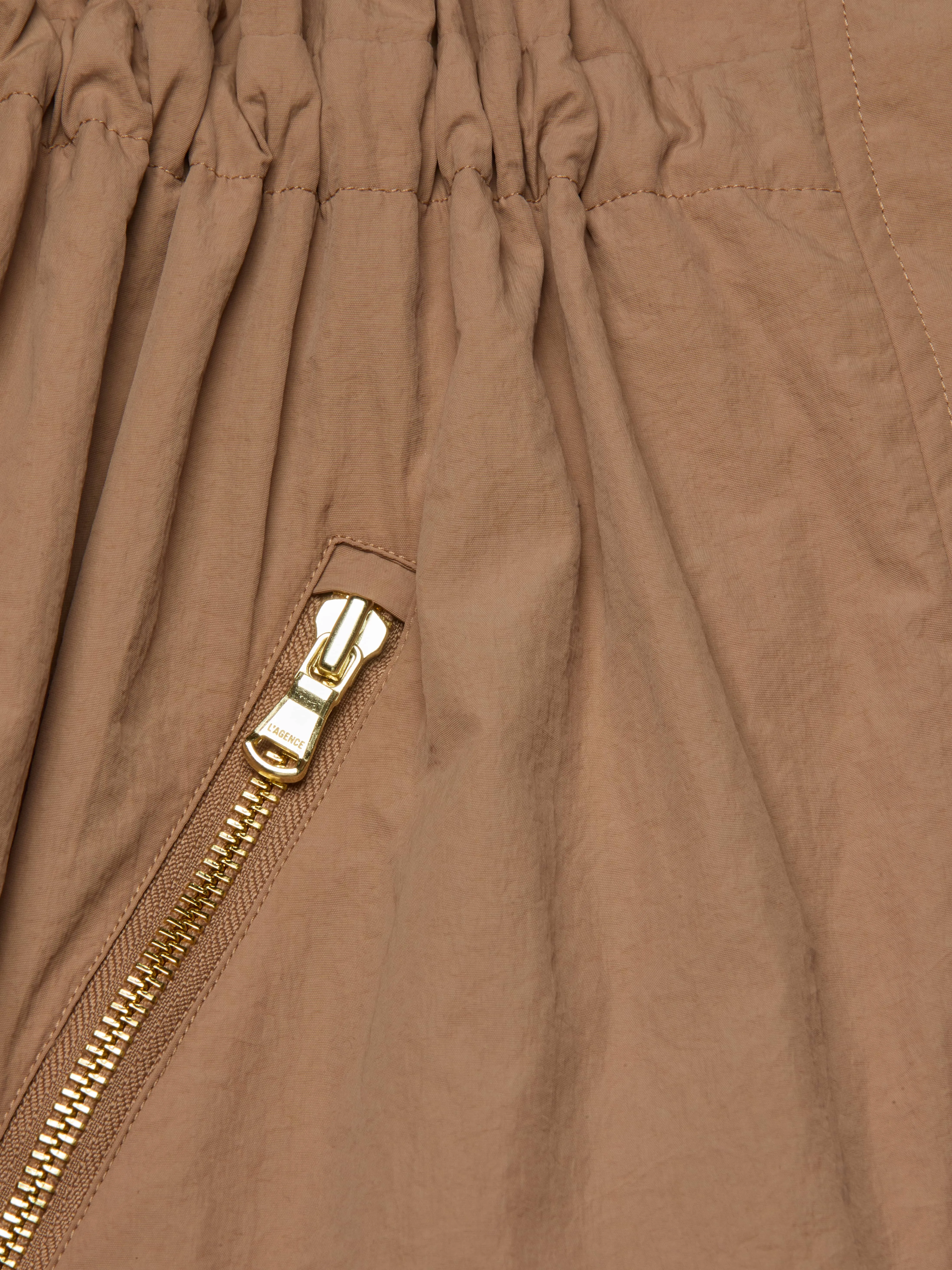 Toshi Windbreaker Windproof Closure