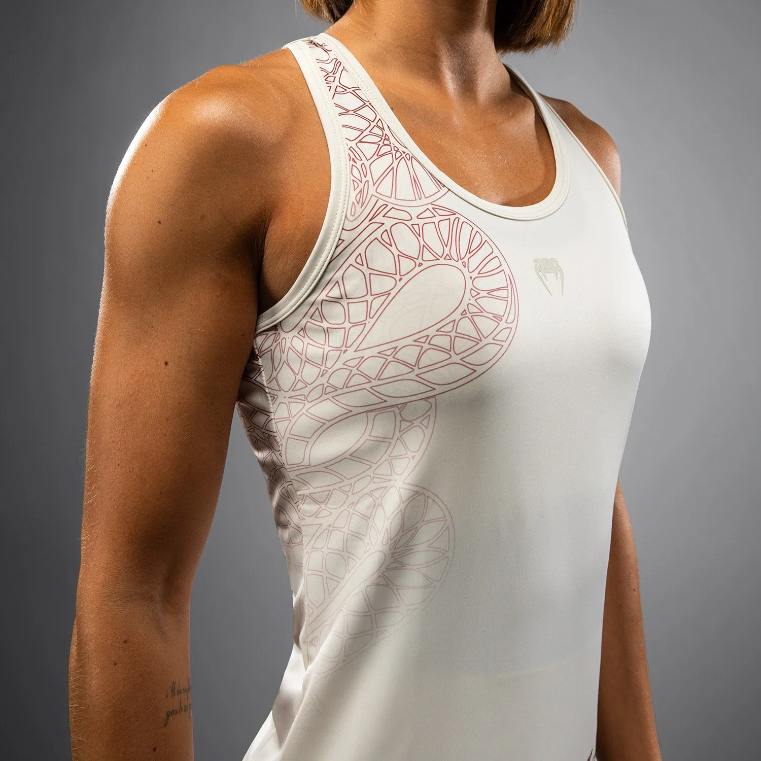 Temperature Regulating Fabric NonSlip Base Venum Serpenti Women??s Tank Top - Ivory/Burgundy