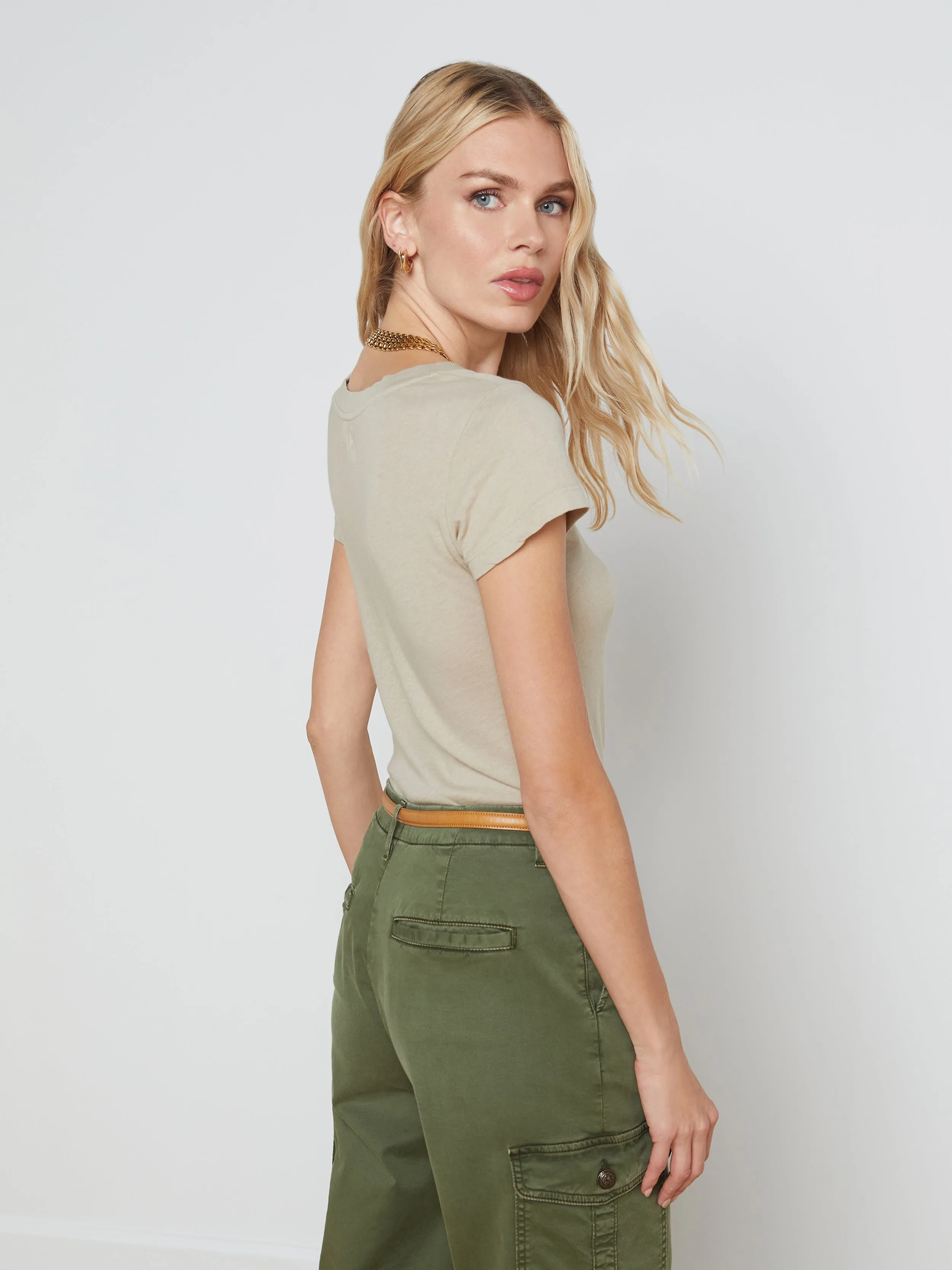 Cory Cotton Scoopneck Tee Anti Odor Treatment Cozy and Soft