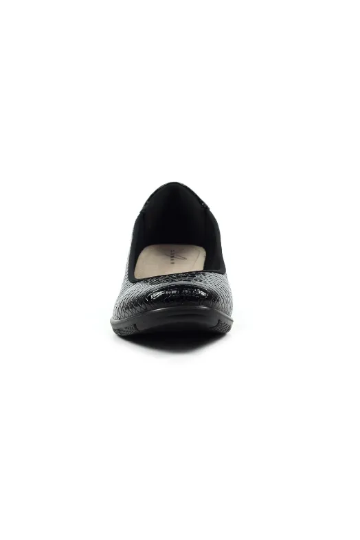 Lunar Winnie wedge shoe FLN050 in Black Pressure Relief Insoles Weekend Casual
