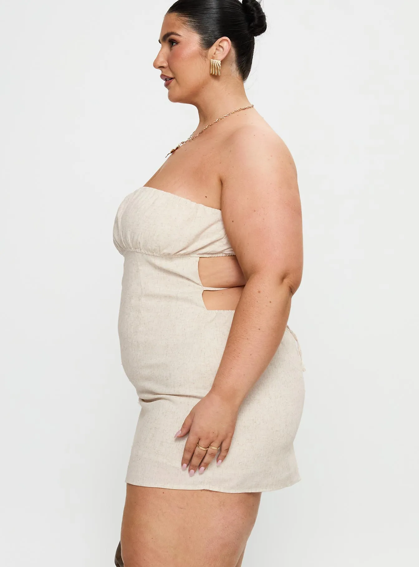 Sophisticated Line Luvstruck Strapless Mini Dress Beige Curve