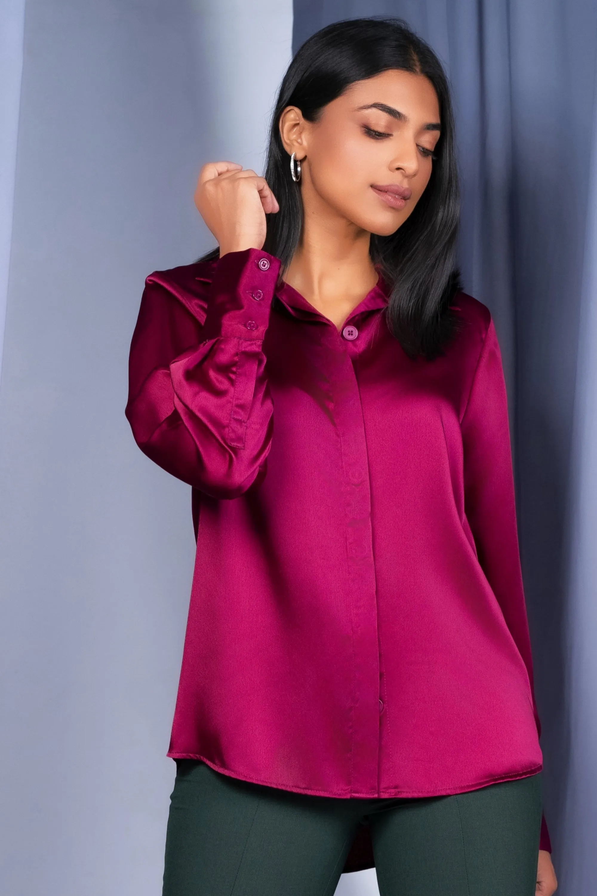 Work efficiency Smart Fit Magenta Satin Shirt