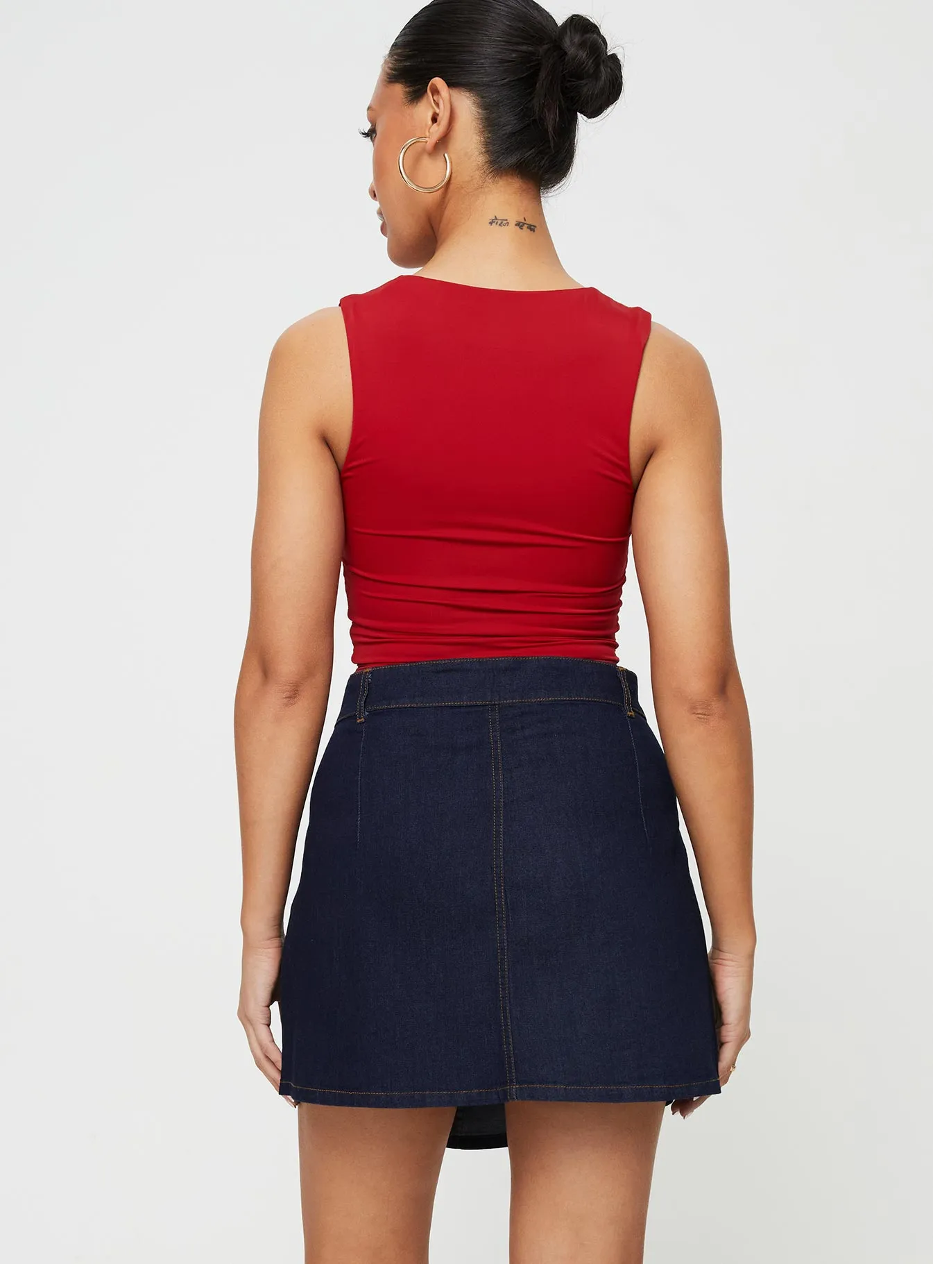 mix and match Mirrow Denim Mini Skirt Dark Wash