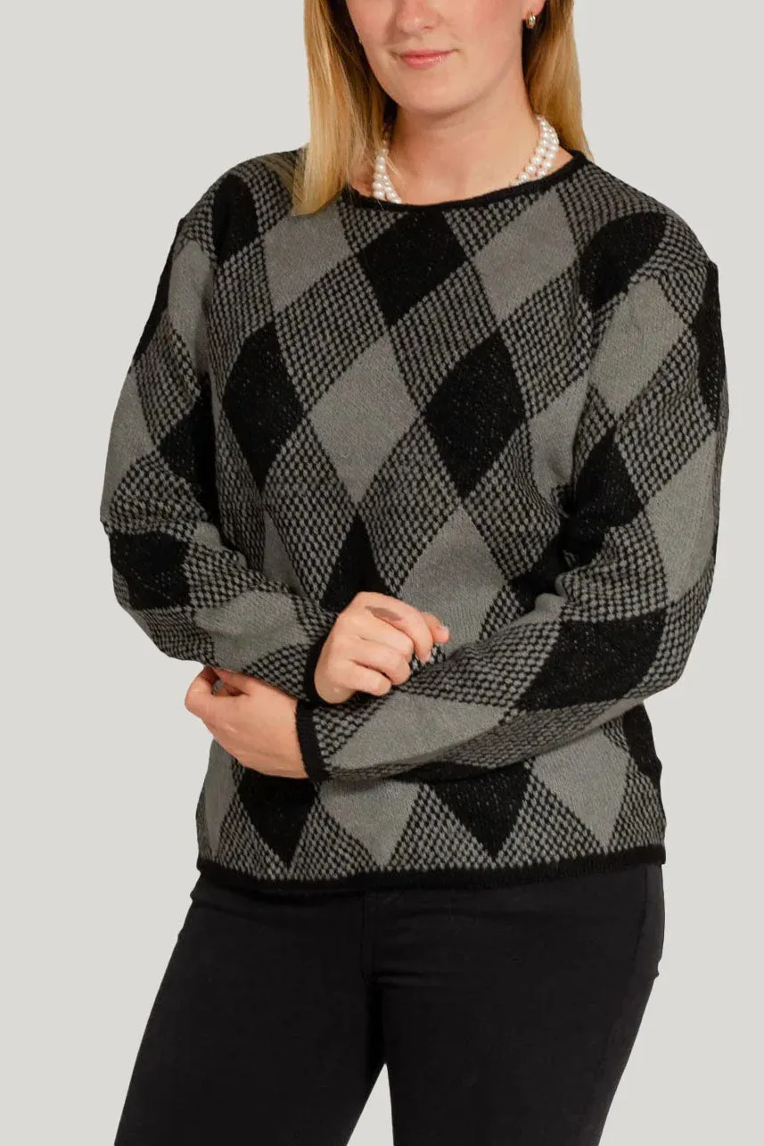 DropShoulder Design Diamond Knit Jumper