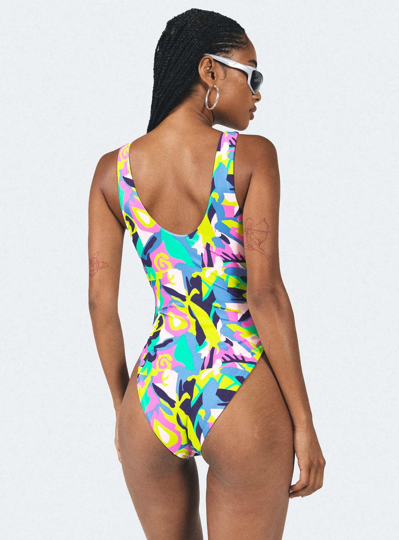 Refreshing Style Saltwater Resistant Cantella One Piece Multi