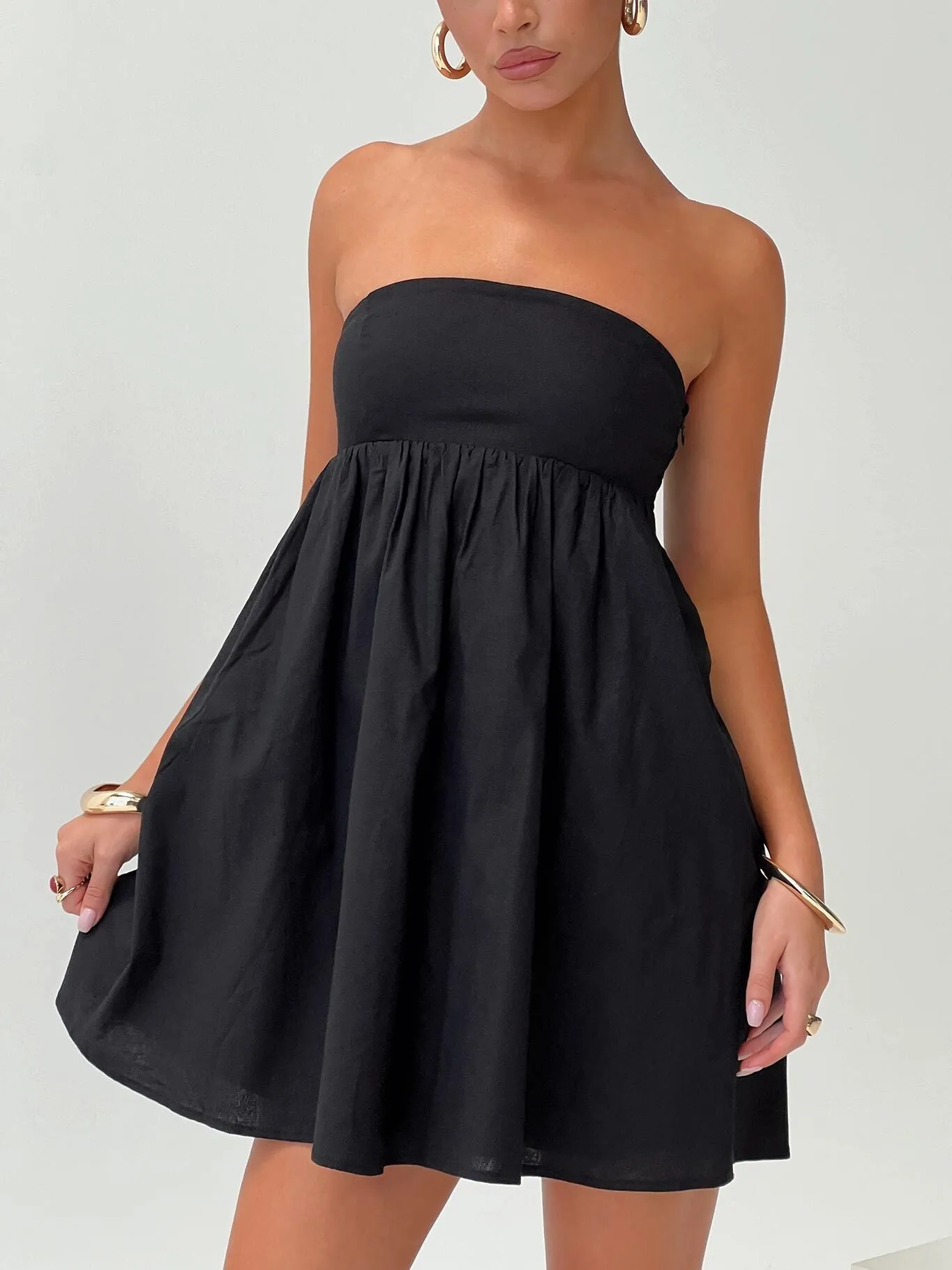 Osment Strapless Mini Dress Black Smocked-Detail