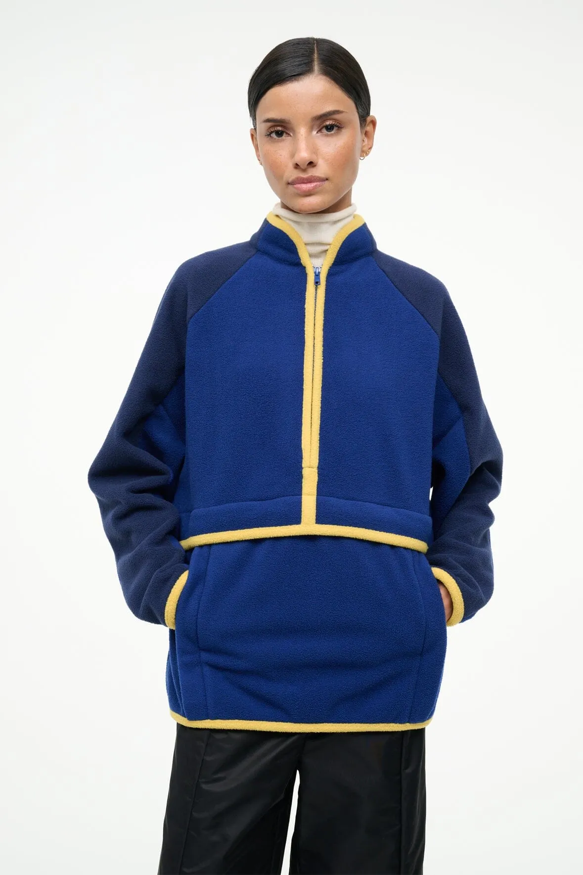 Reinforced Stitching StretchableMaterial GRAF PULLOVER | ROYAL CHARTREUSE