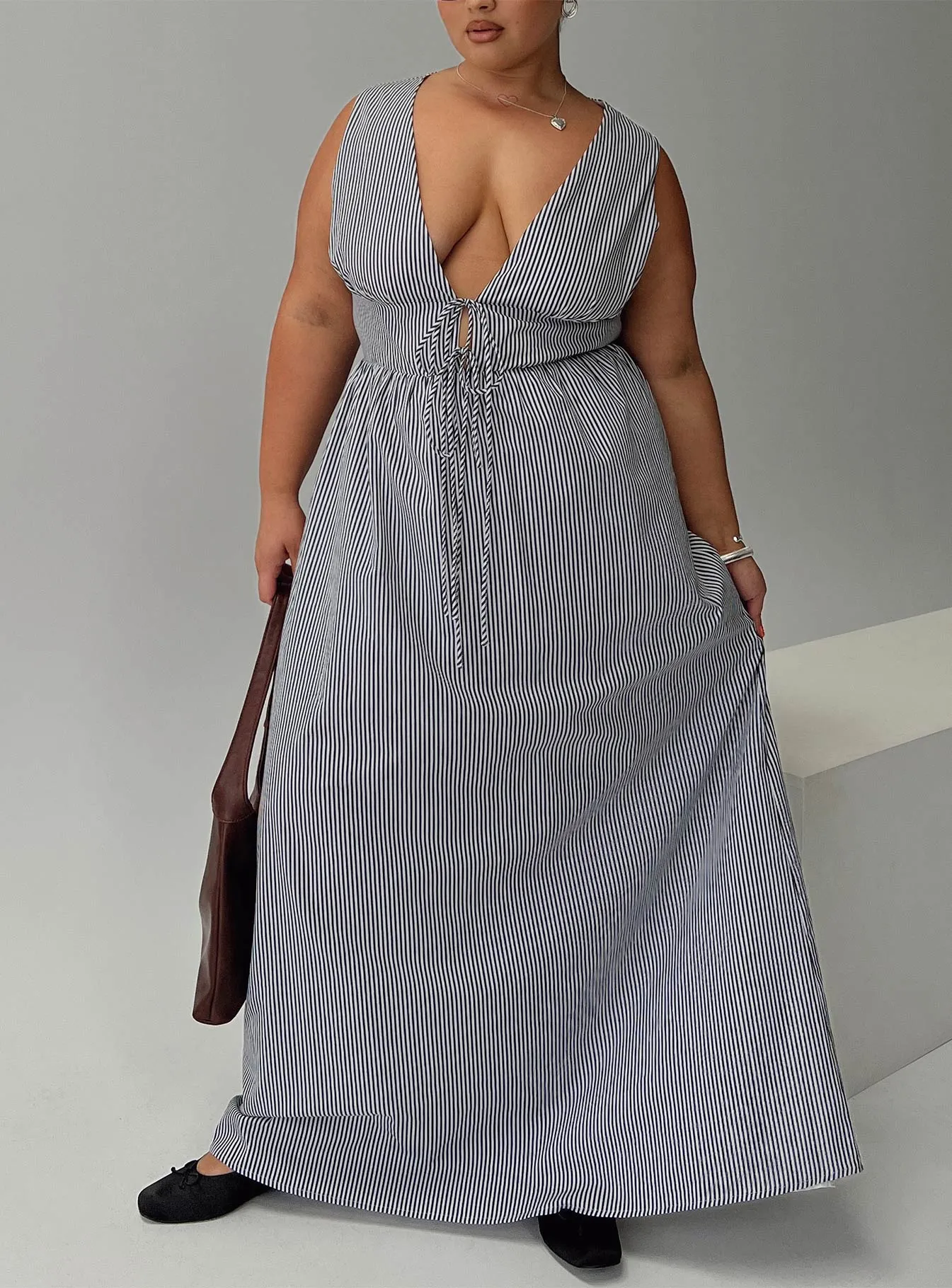 Pokey Maxi Dress Black / White Stripe Curve Chilly Day Layers Vibrant Waist