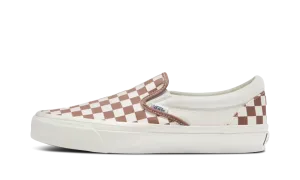 Premium Slip-On 98 "Checkerboard - Coffee Brown" Versatile Design