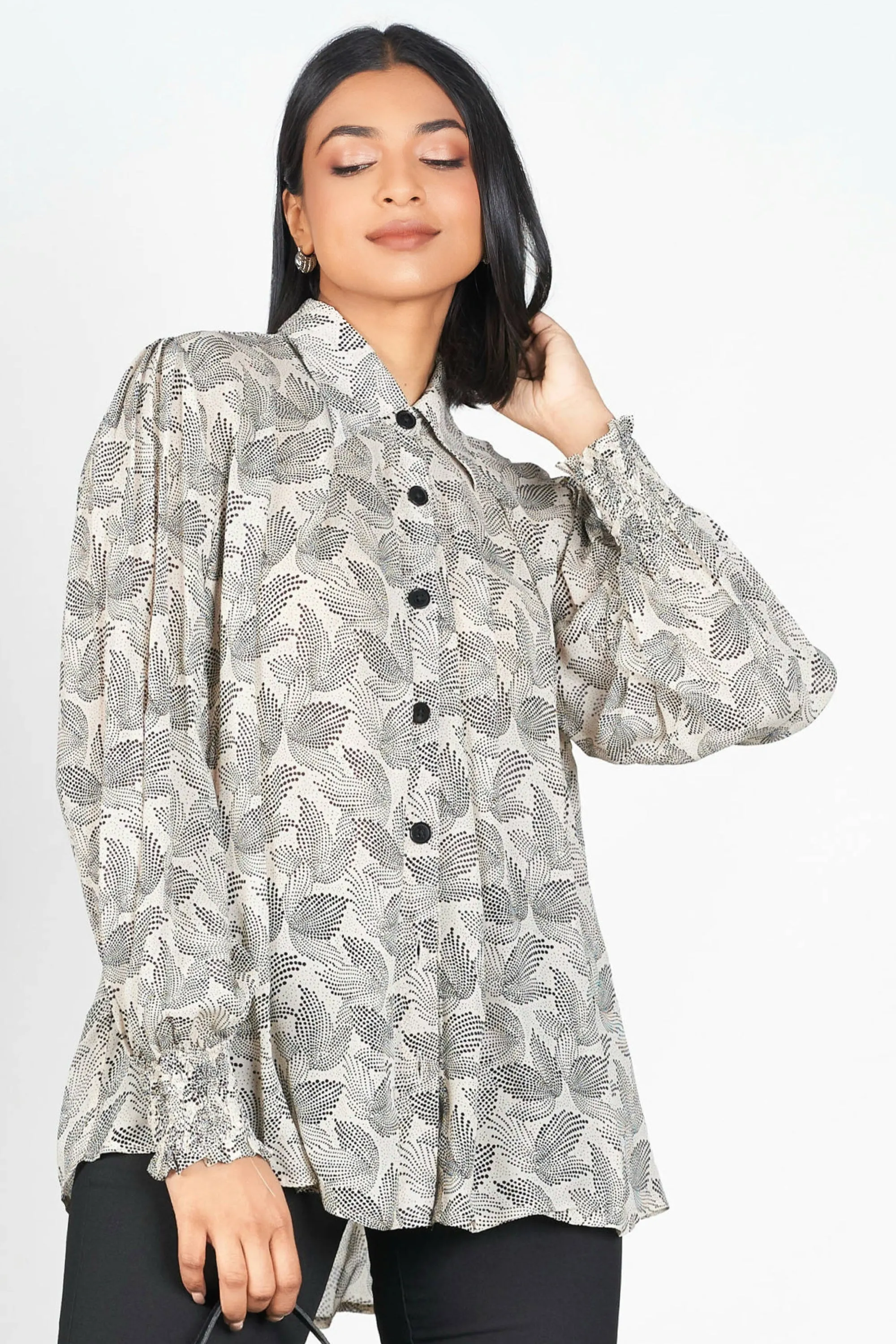 Layered Collar Printed Flared Shirt