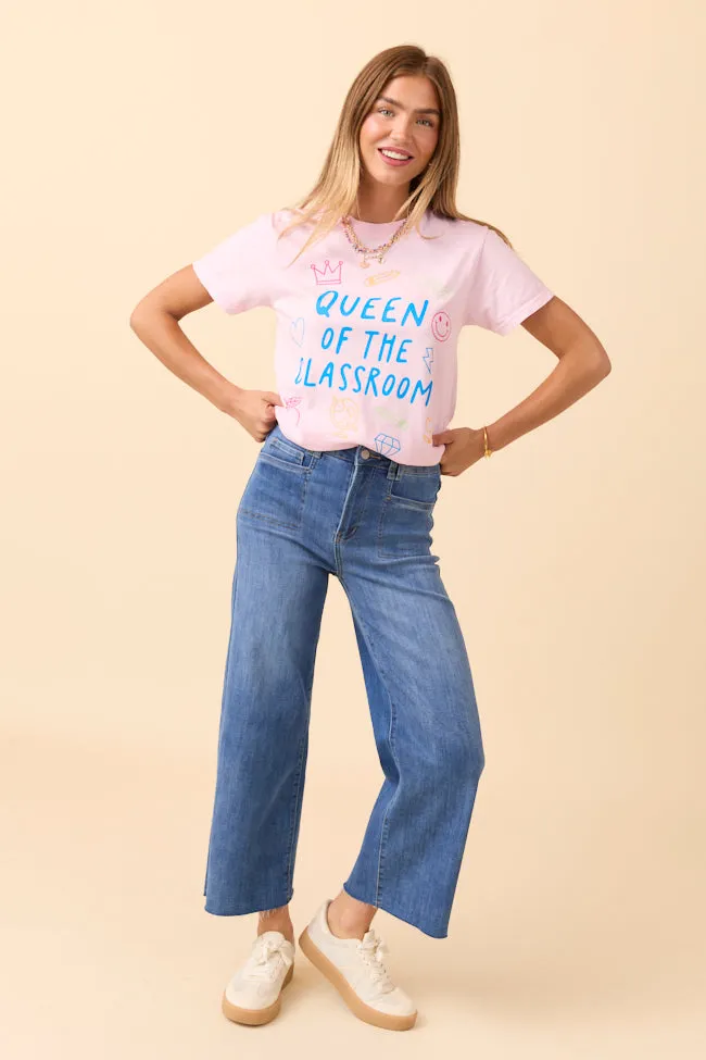 Comfortable Fit Wear Queen Of The Classroom Light Pink Graphic Tee