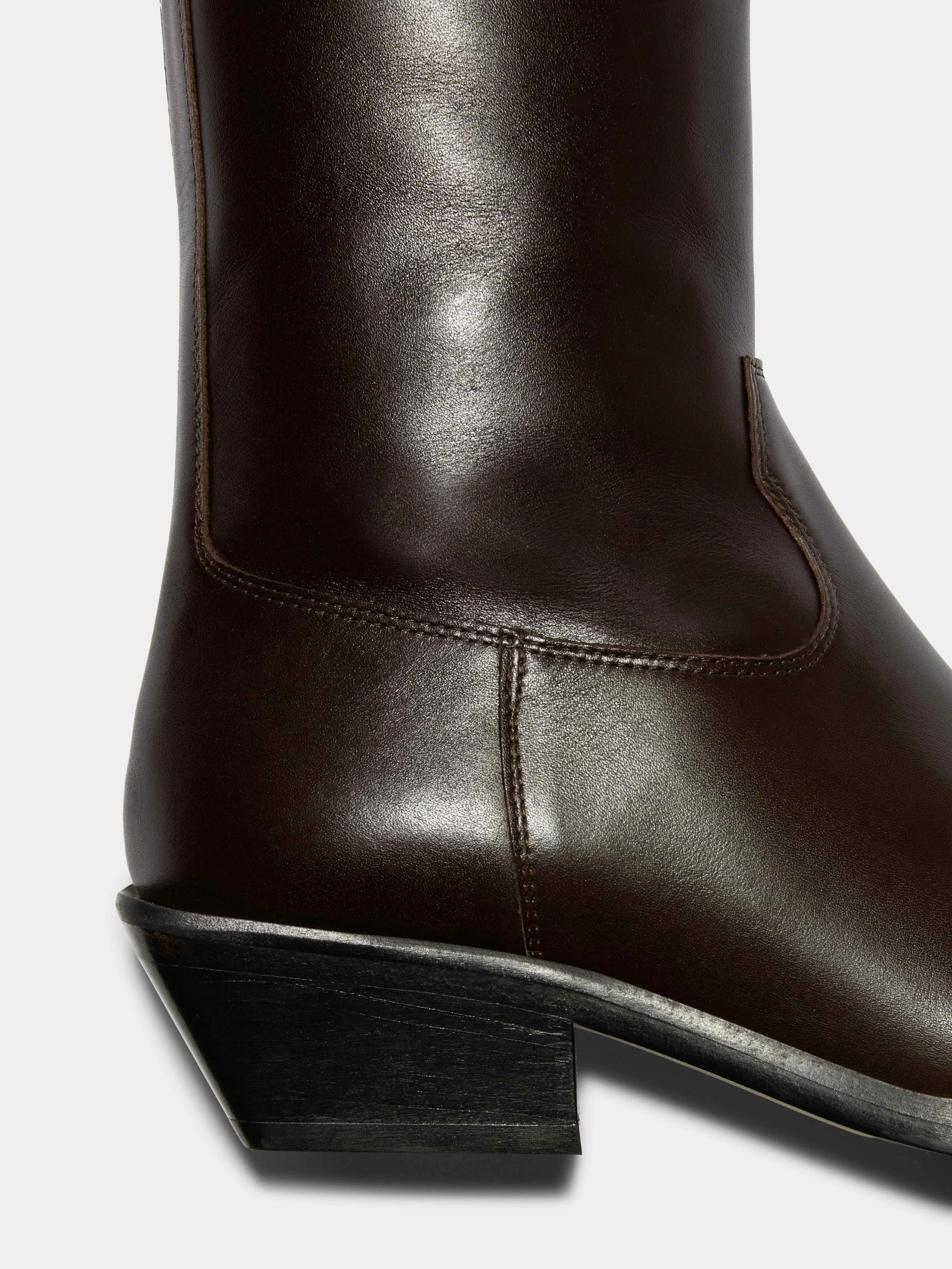 Luis Leather Cowboy Ankle Boots Protective Finish Weekend Wanderer