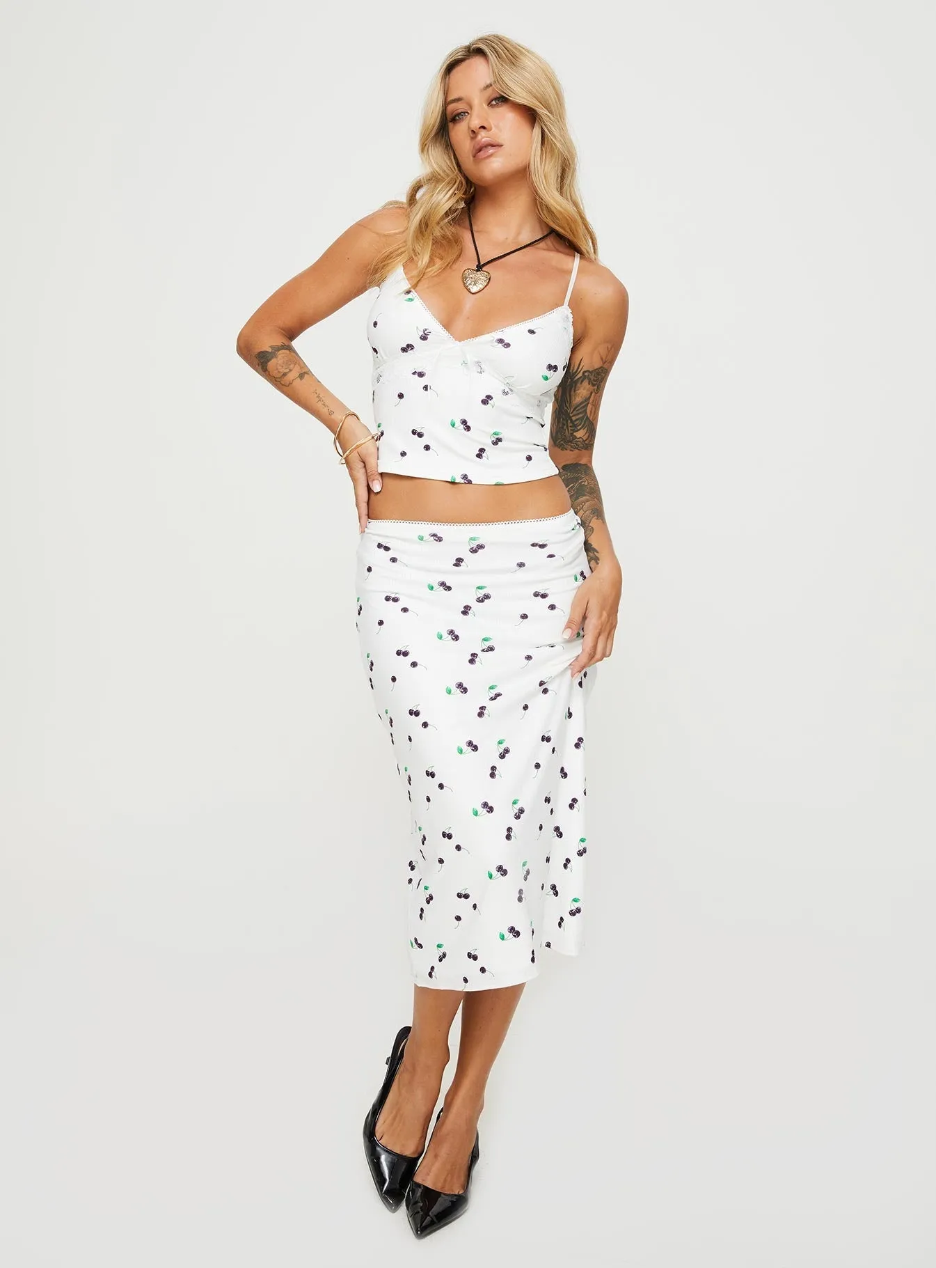 Reilan Set White Multi Fresh Detail Wardrobe Classic