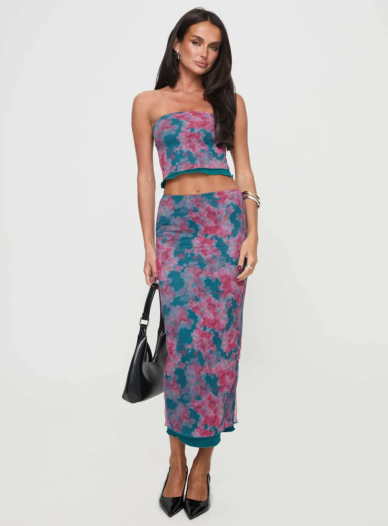 Curvy Fit Weekend Ready Dream Weaver Set Blue / Pink Floral