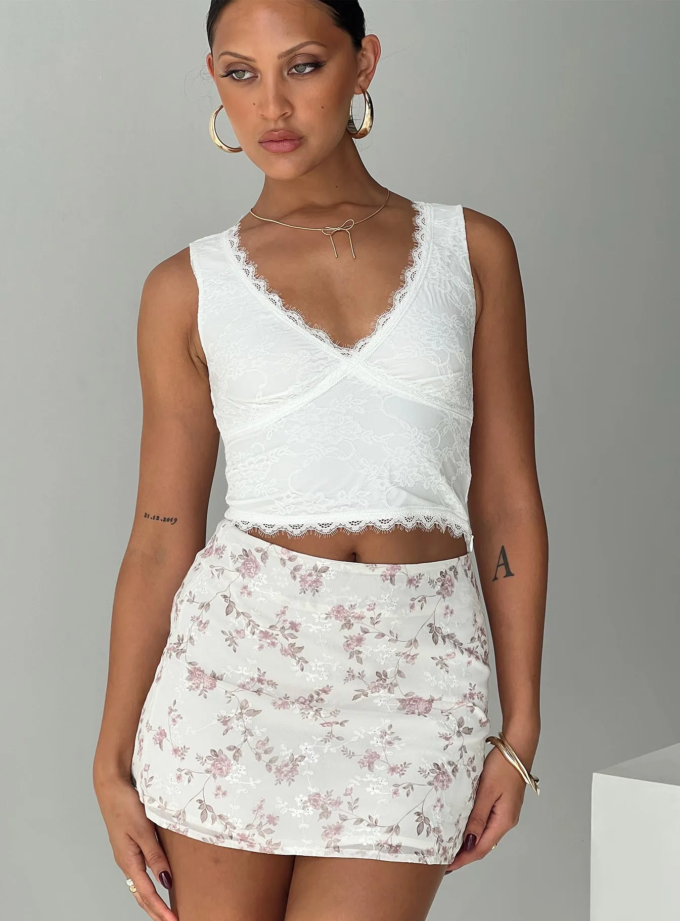 Simple Layers Salmar Mini Skirt Cream / Pink Floral