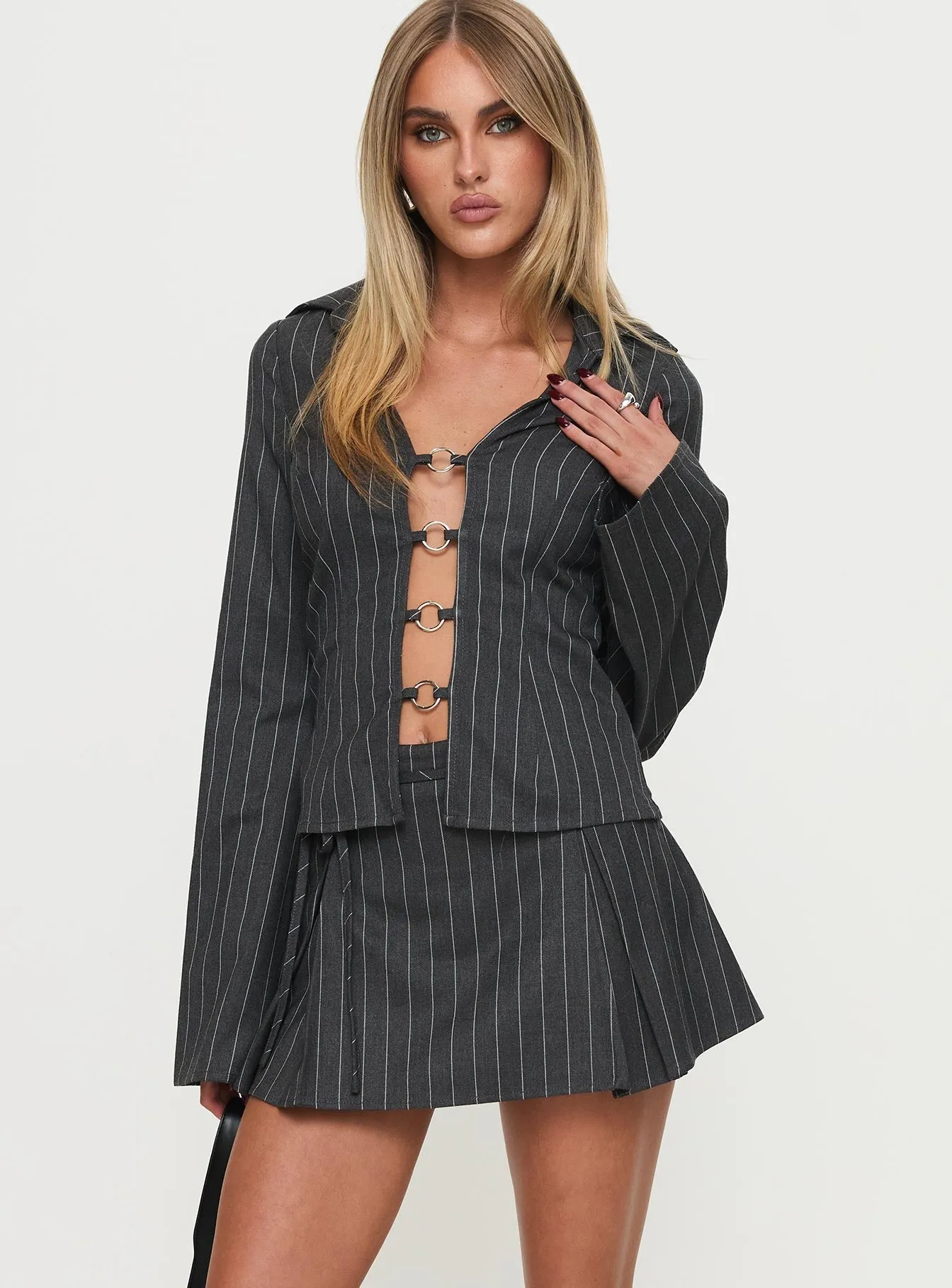 Sleek Vibe Saraya Pleat Mini Skort Grey Pinstripe