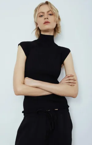 Lillian Fitted Knit Top Quick Fit Minimal Casual Style