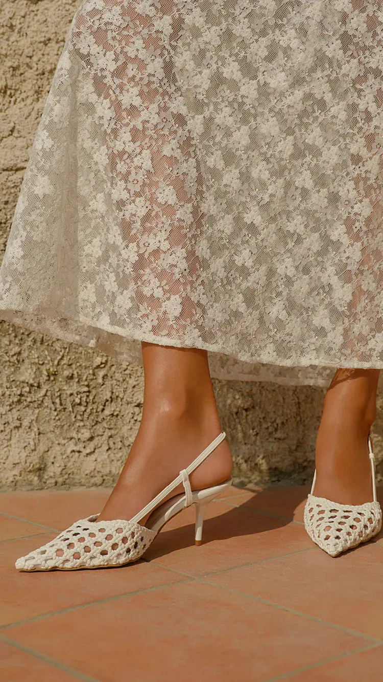 Buckle Detail Comfortable Collar Lummi Heel - White