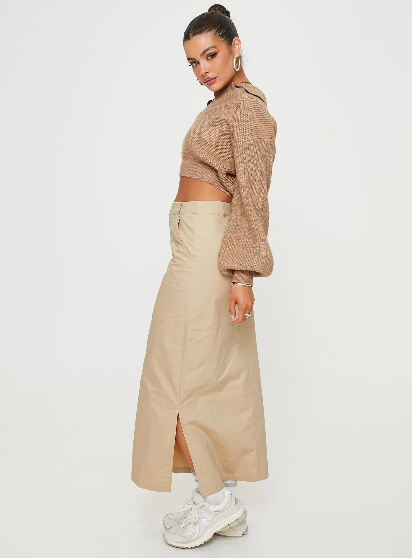 Devine Cargo Maxi Skirt Stone Functional Detail