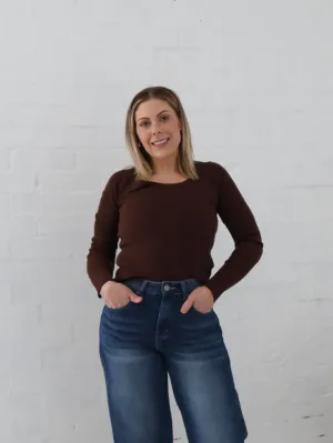 Selma Knit Top - Chocolate Stretch Fit Design Street Casual Look