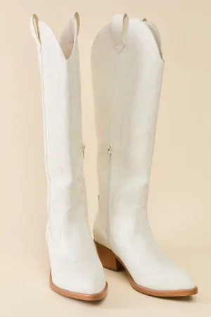 Shania White Cowboy Boots Wedding Reception Mud Resistant Hiking Trails