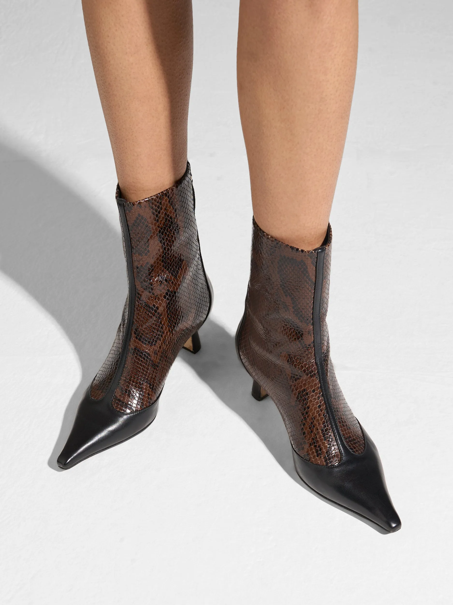 Sila Dual-Toned Boots Canvas