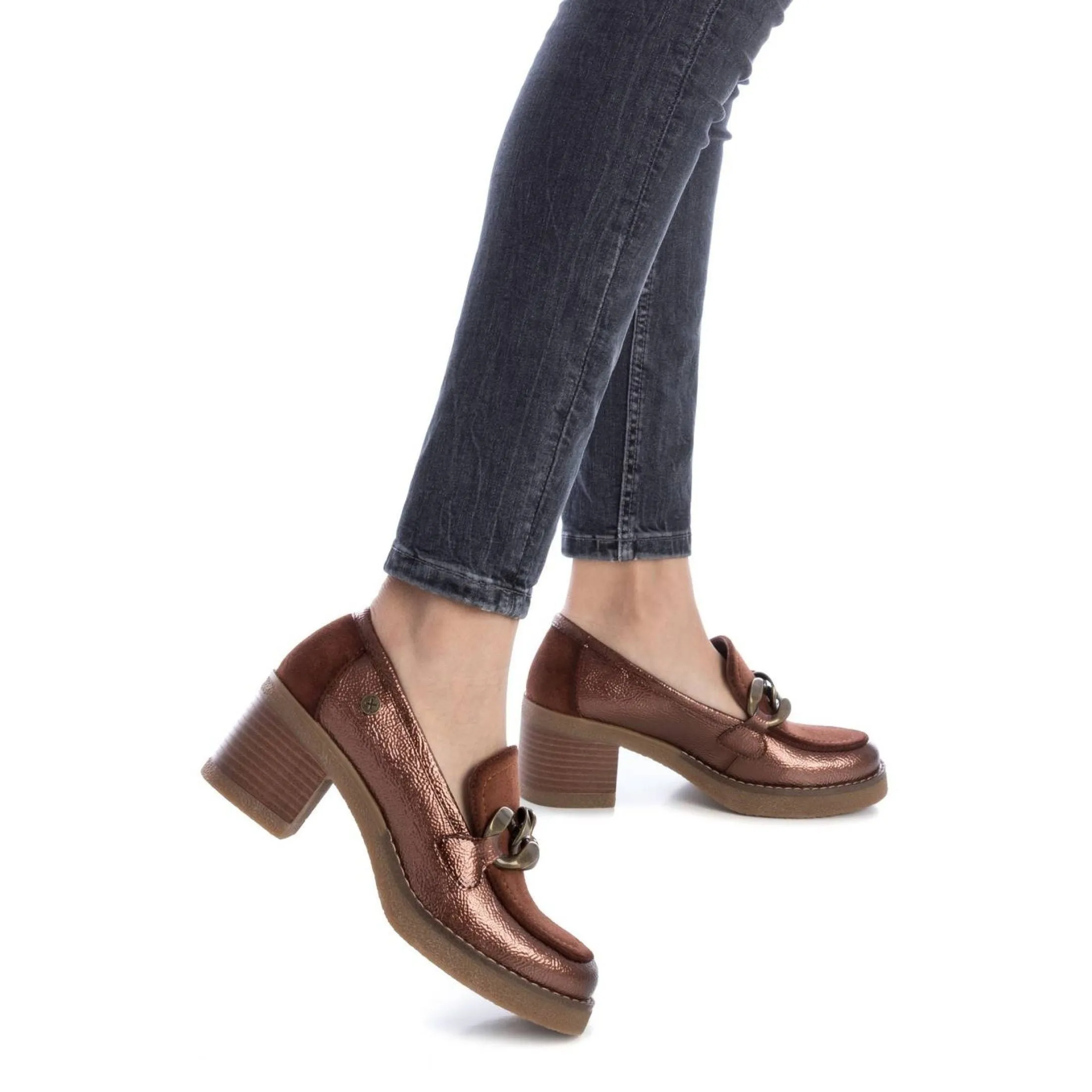 XTI Womens Shoe 143206 Bronze Patent Luxury Wedding Pumps Iconic Style