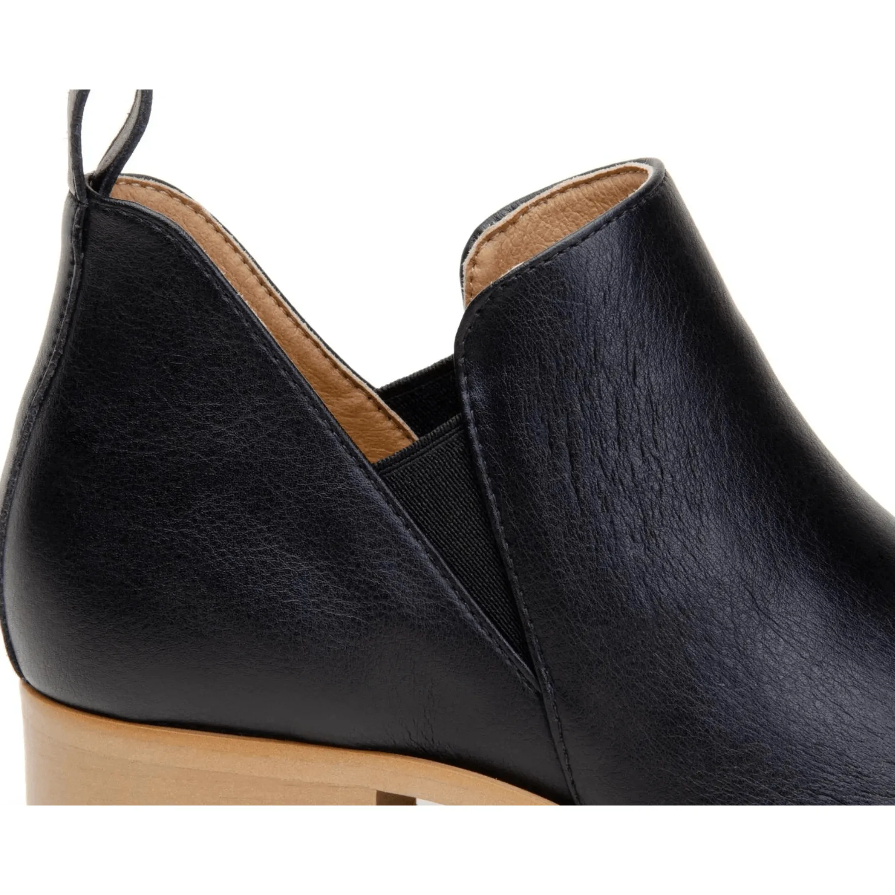 Flexible Material easy to remove 'Frankie' vegan leather pull-on bootie by Zette Shoes - black