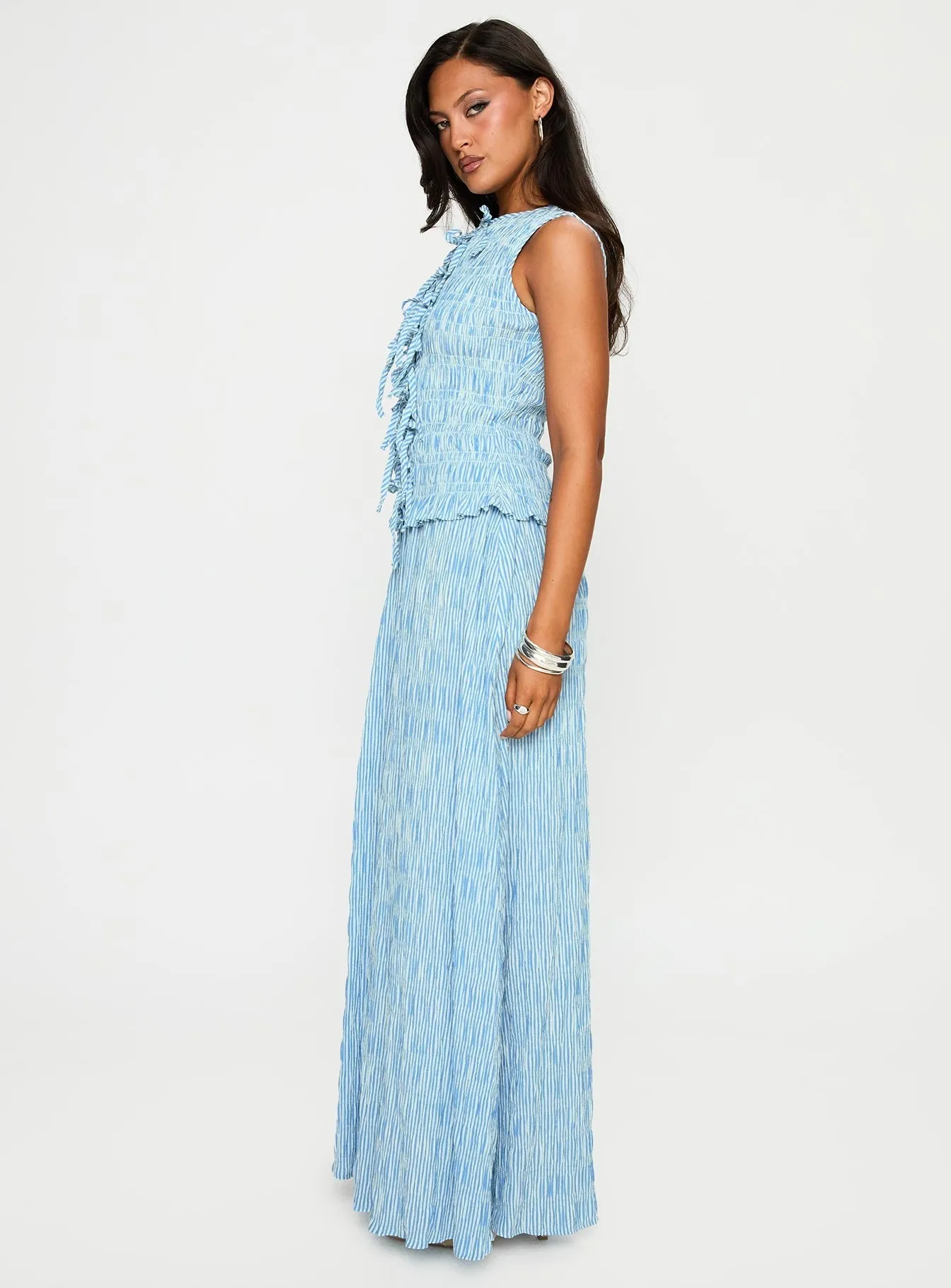 Matte-finish Clean Style Songbird Shirred Maxi Dress Blue