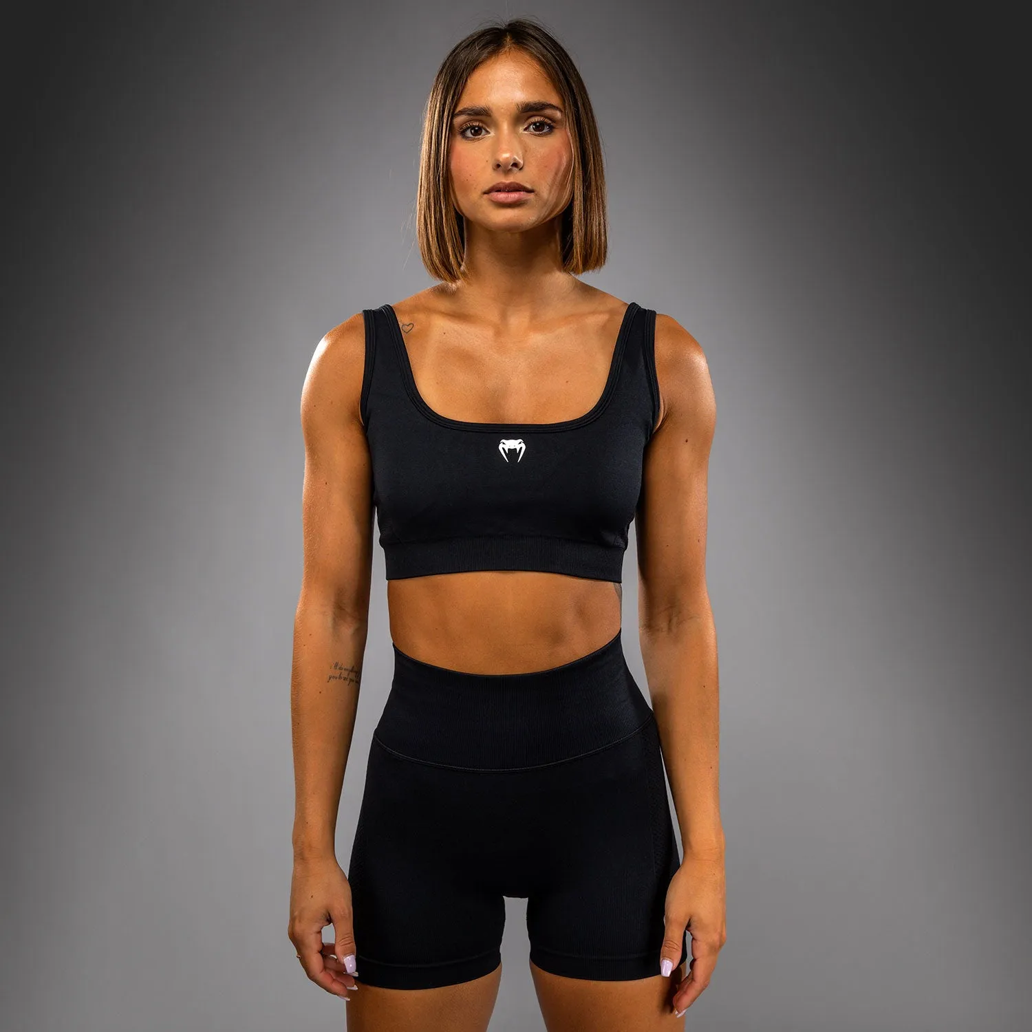 Venum Sculpt Long Sports Bra - Black/White Black fitness clothes