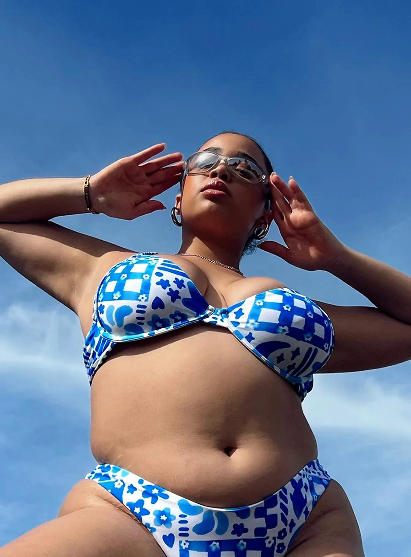 mesh ventilation Sublimation Print Sarah Bikini Top Blue / White Curve