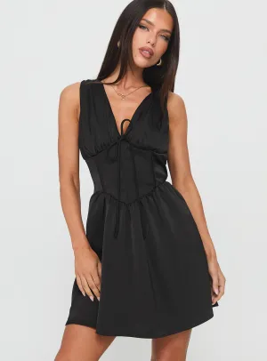 Minimalist Look Body Fit Alamere Mini Dress Black