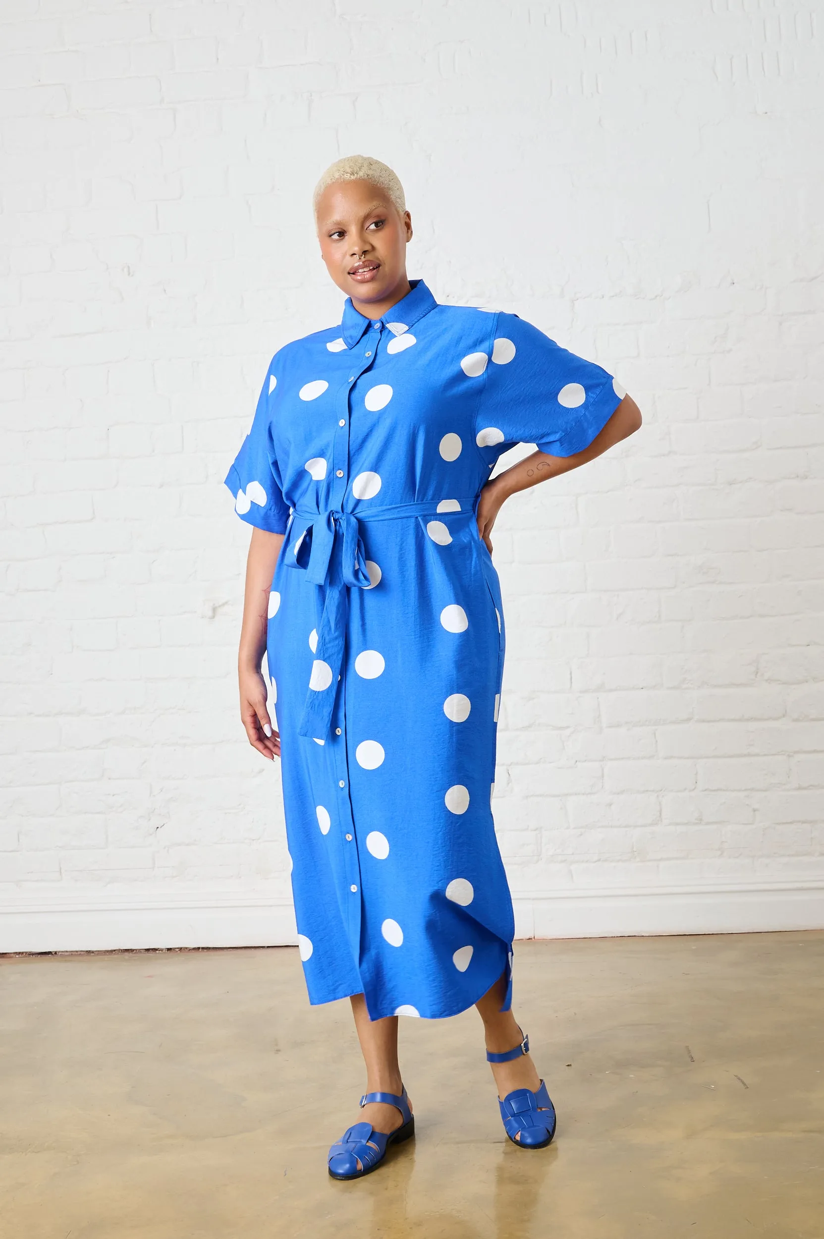 Bishop-Sleeve Maxi Shirtdress in Cobalt Spot