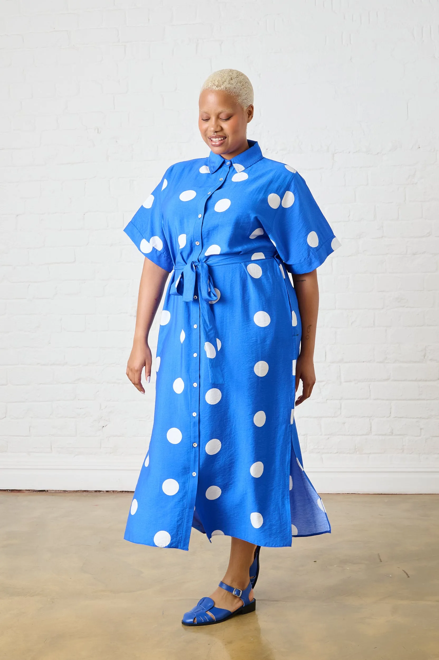 Slit Detail Comfortable Fashion Maxi Shirtdress in Cobalt Spot