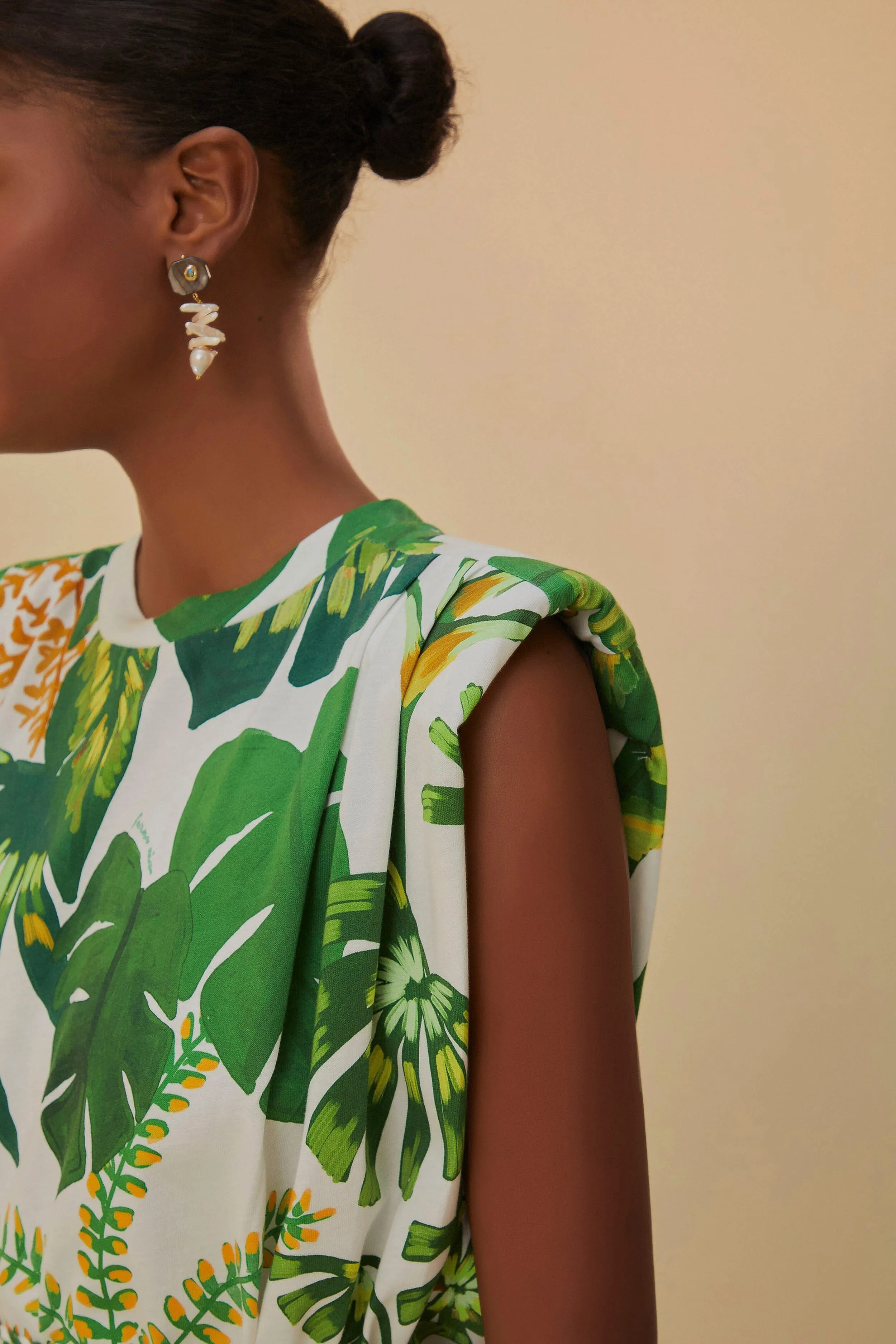 Tropical Forest Off-White T-Shirt Dress Sublimation Printed Collar