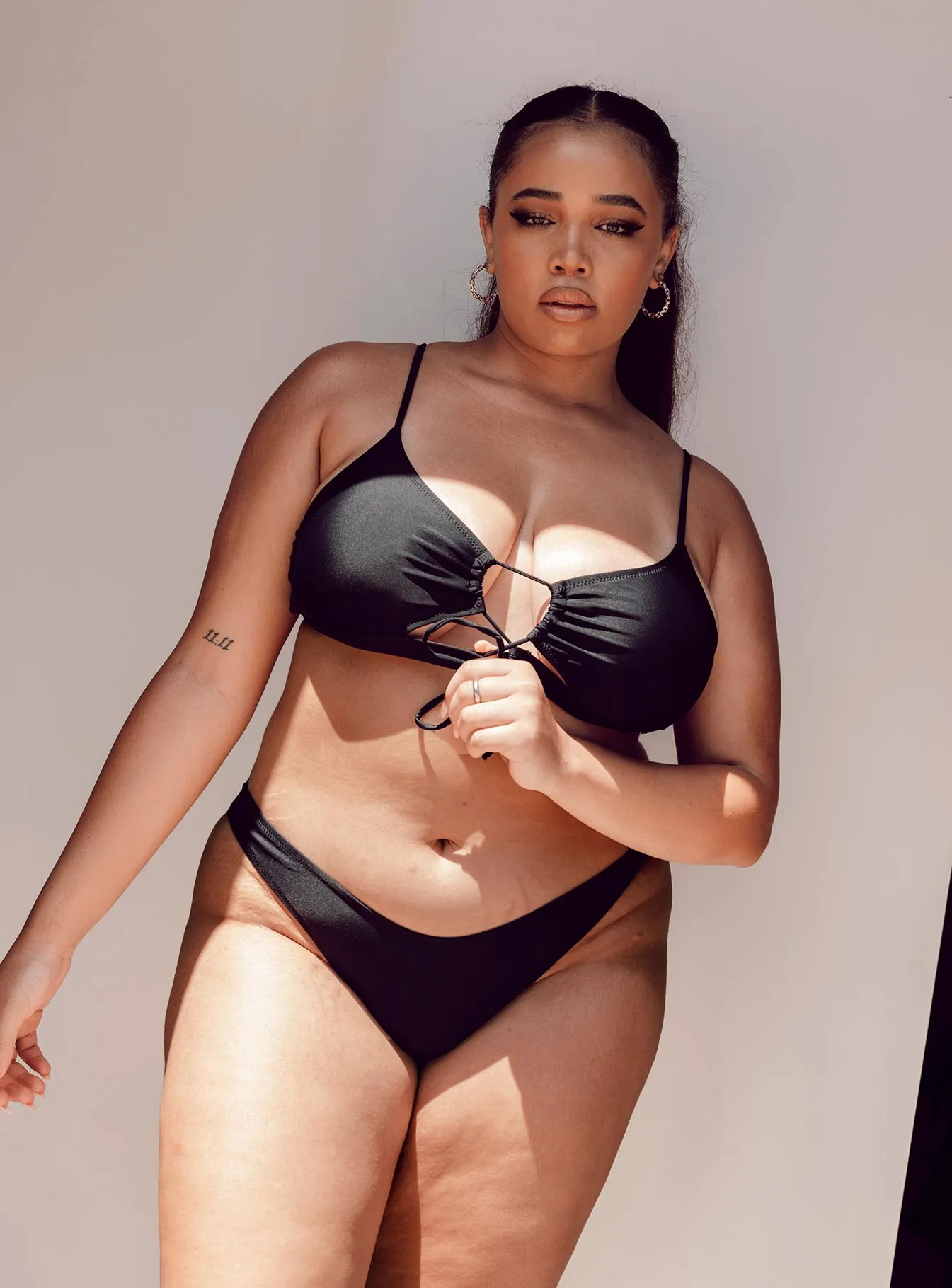 Hidden Pocket Ashley Bikini Bottoms Black Curve