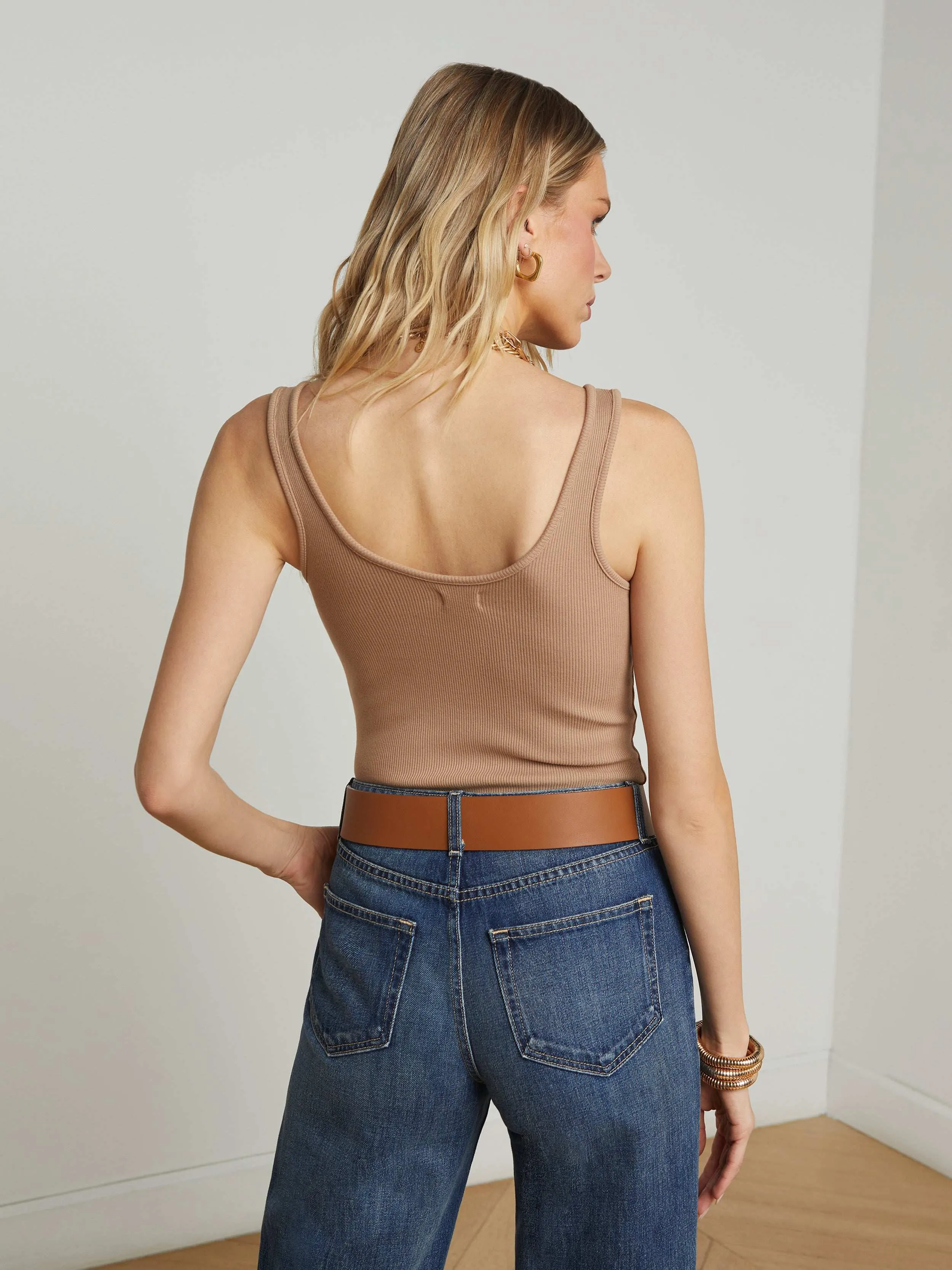 Sharp Edge Nica Scoopneck Bodysuit