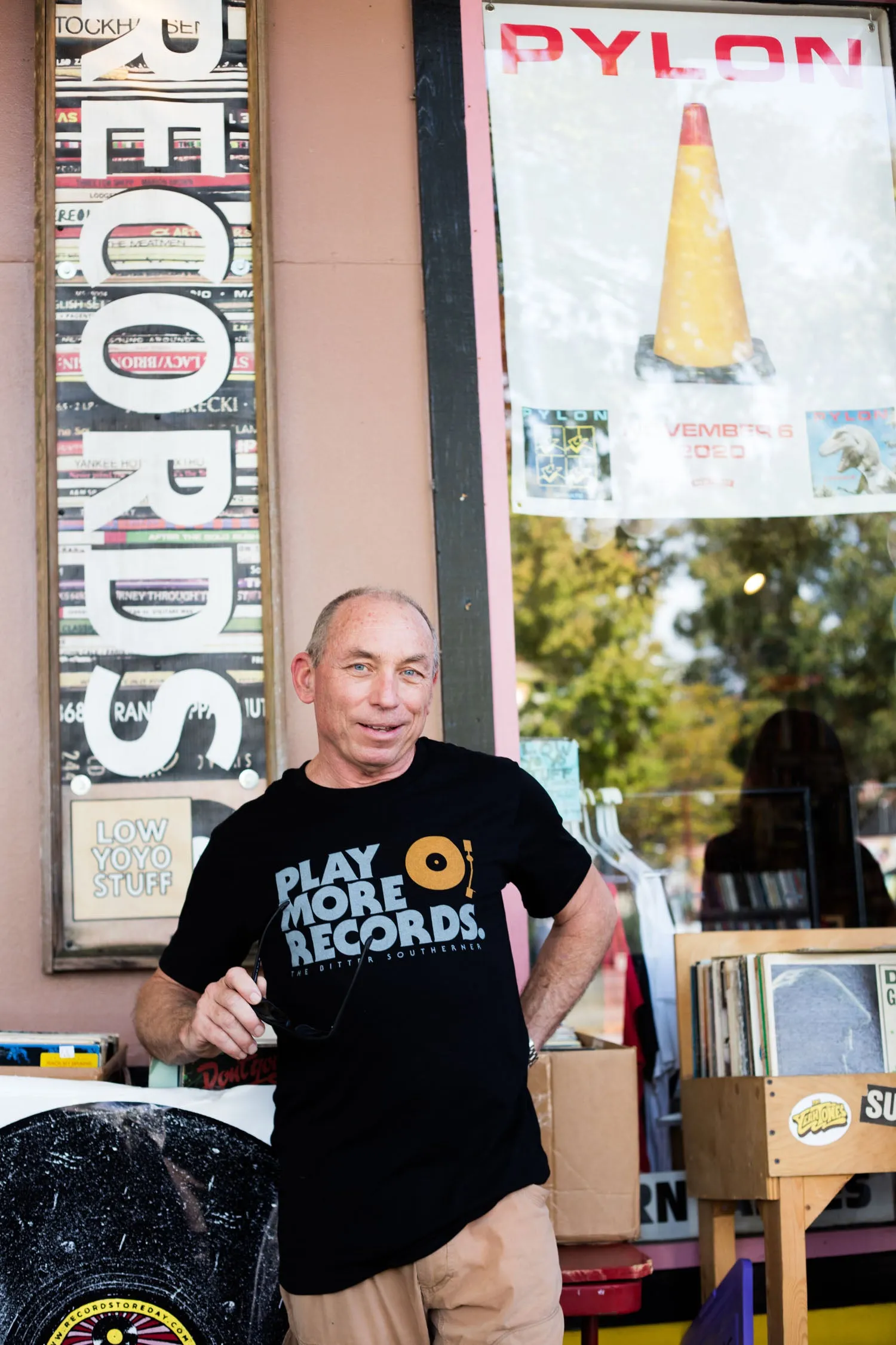 Flex Fit Urban Fashion Look Play More Records T-shirt