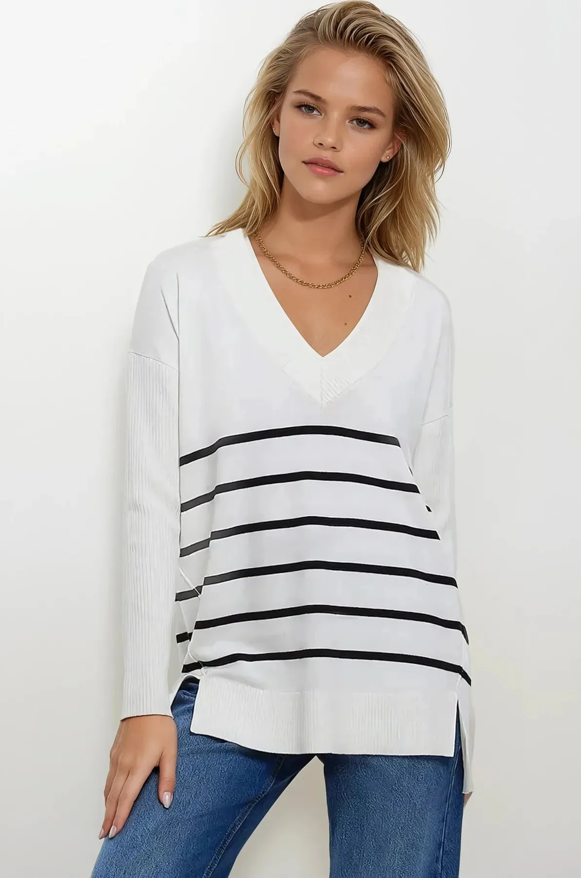 Go-To Fit Compact Knit Structure V-Neck Stripe Longline Jumper