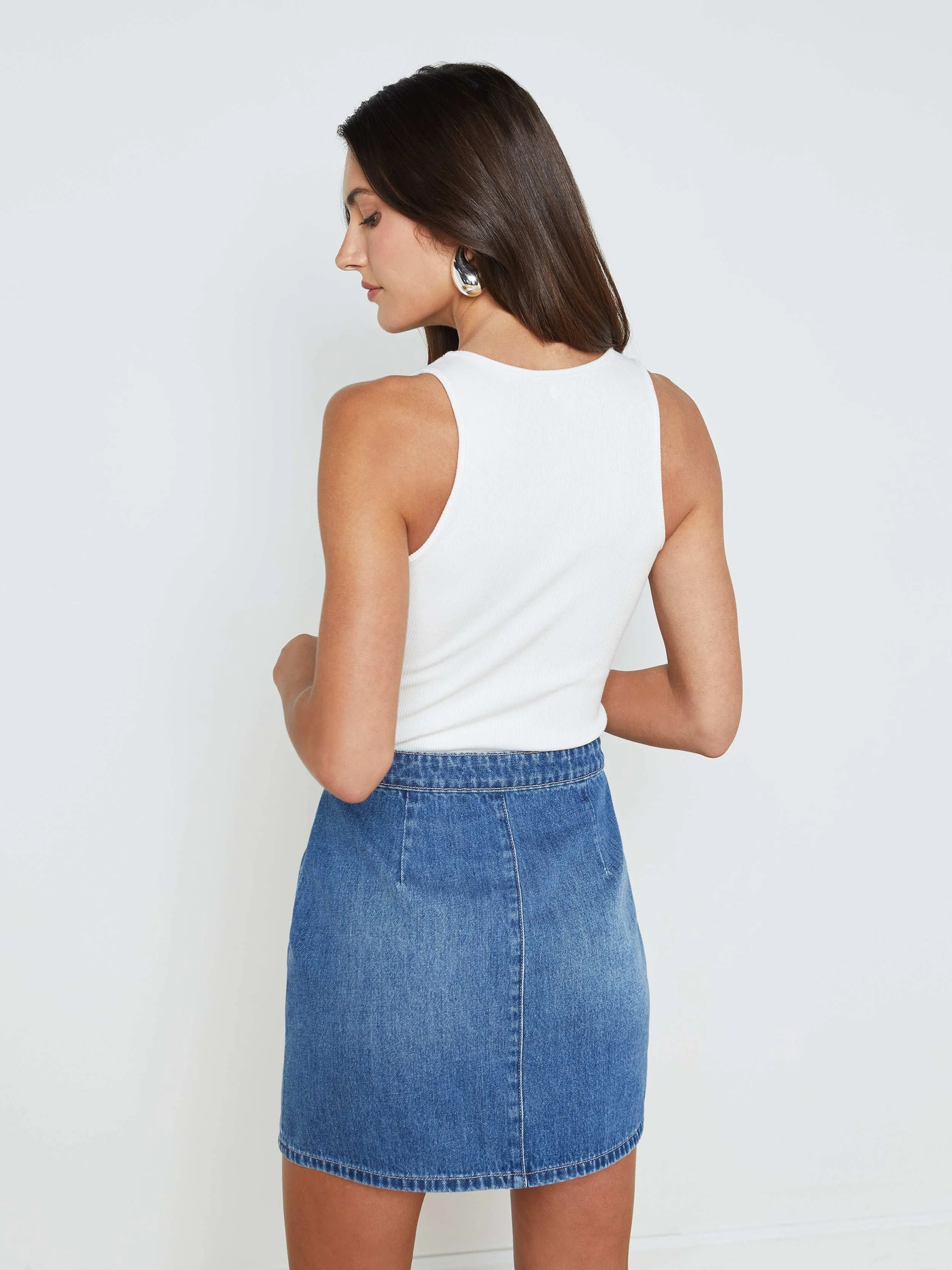 Adira Scoopneck Tank Ultimate Comfort Minimalistic Wear