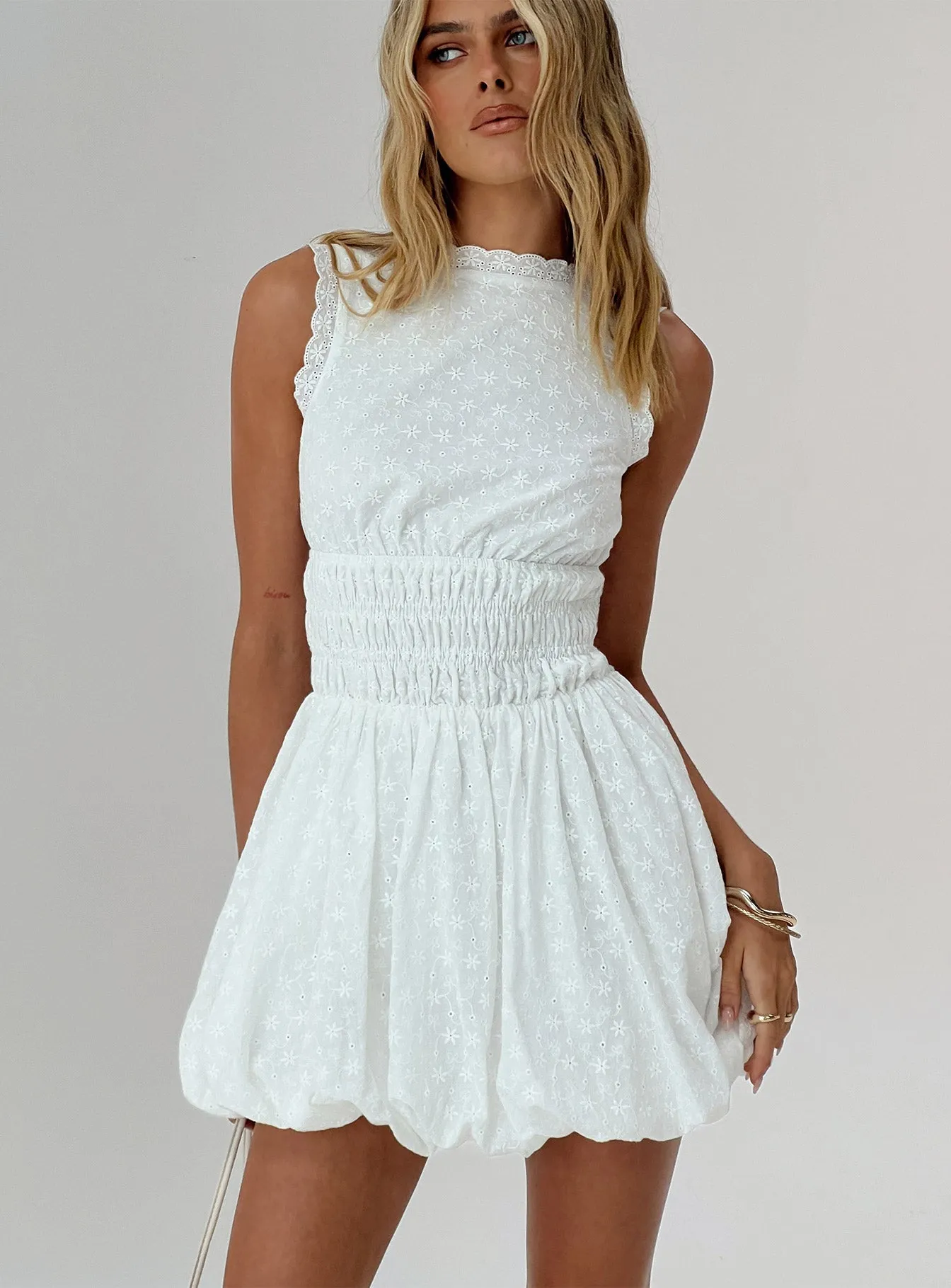 Comfy Wear Balanced Tone Vittoria Bubble Hem Mini Dress White