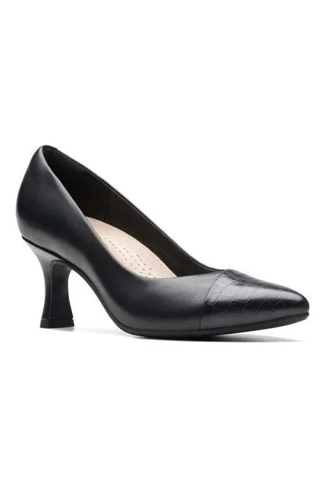 Energy Return Technology Clarks Kataleyna Rose in Black Croc